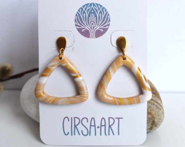 Pendientes triángulo gold