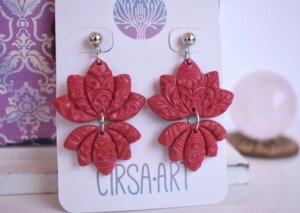 Pendientes Loto con Relieve Magenta